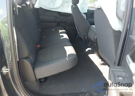 2019 Chevrolet Silverado 1500 Custom z USA, uszkodzony, nr VIN 1GCPYBEH0KZ366993